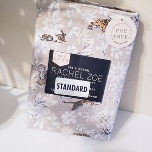 RACHEL ZOE BNIP Standard Size Pillow Cases - 100% Cotton ( Floral W/Tigers)